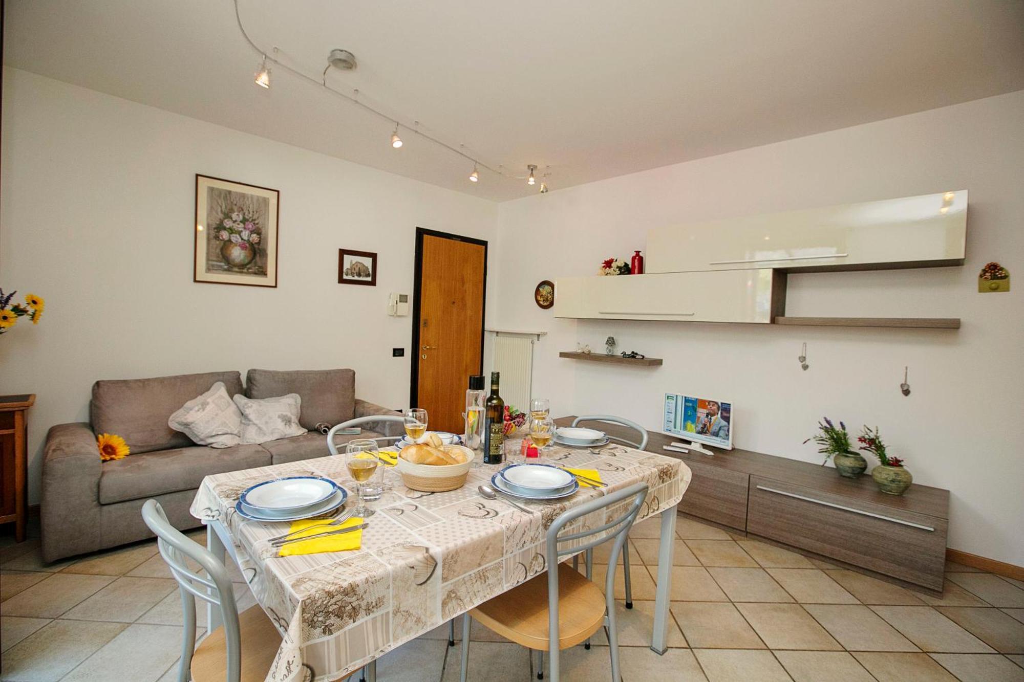 Appartamento Lara - Happy Rentals Riva del Garda Exterior photo
